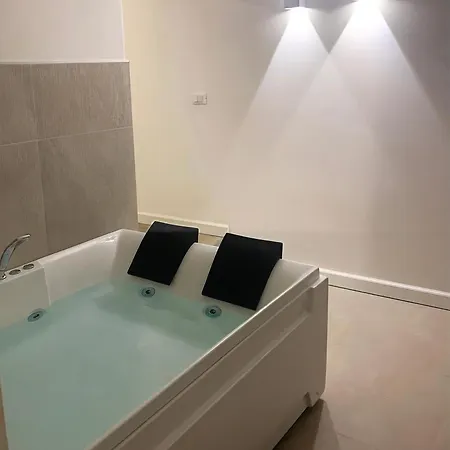 Loft35 - Loft Con Vasca Idromassaggio Nel Cuore Di *