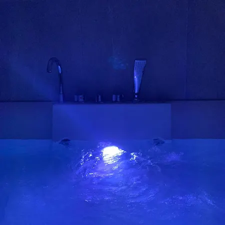 Loft35 - Loft Con Vasca Idromassaggio Nel Cuore Di Apartamento Palermo